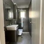 Lotus Apartman *