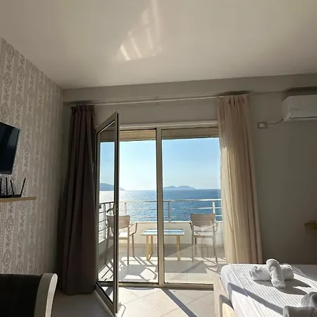 Lotus Apartamento Vlorë