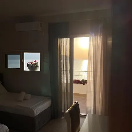 Lotus Apartament Wlora