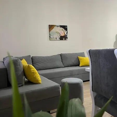 Lotus Apartment Vlore