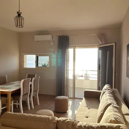 Lotus Apartament Wlora