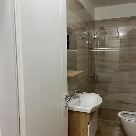 Lotus Apartament Wlora