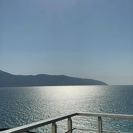 Lotus * Vlorë